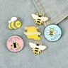 Bee Emaille Pins Benutzerdefinierte homophonen Werden Art Sparen Bee Broschen Tasche Kleidung Revers