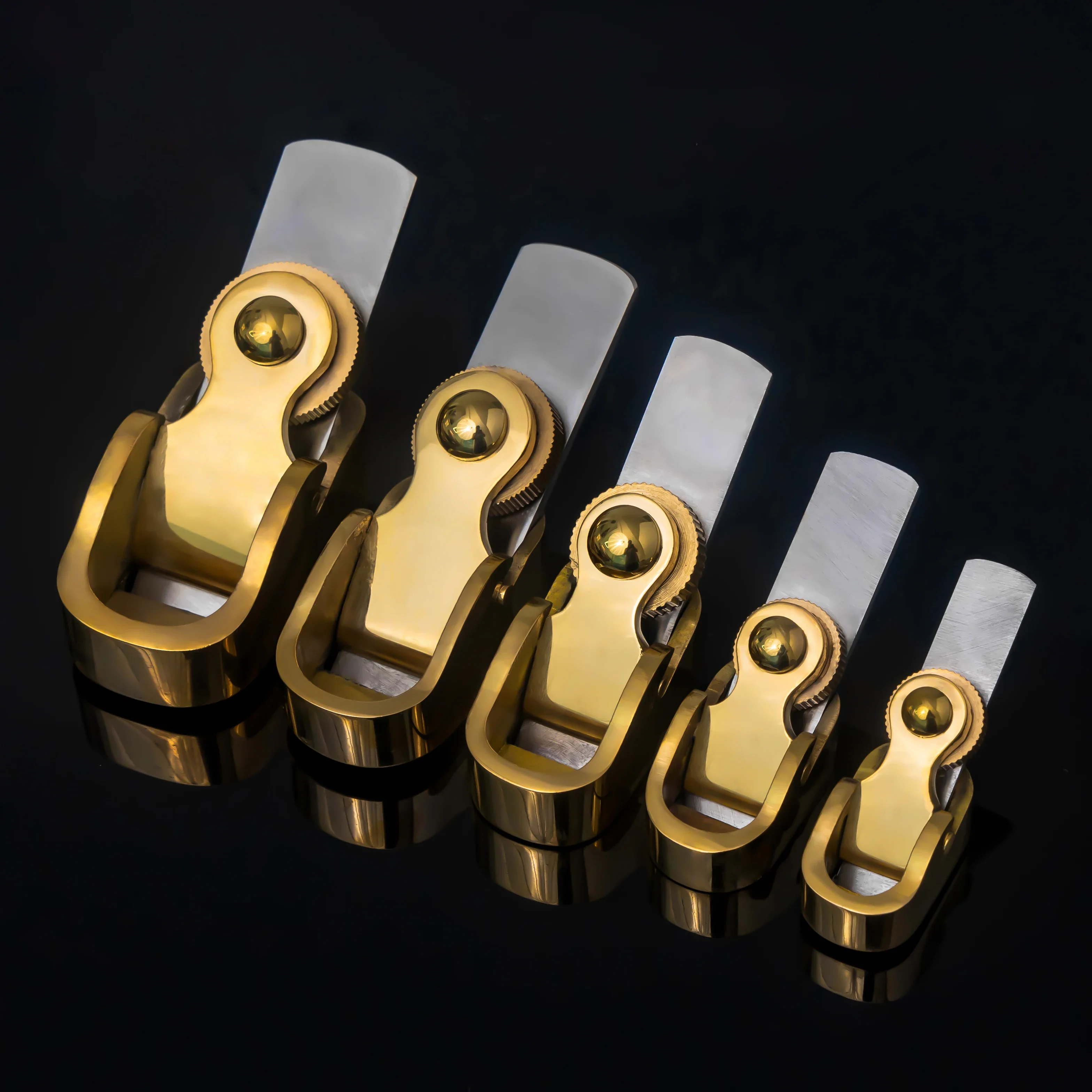 HSS-Flugzeugschneider, reines Messing, flache, konvexe Kupferhobel mit flachem Boden, gebogener Boden, Violine, Gitarrenbauer, Herstellung von Daumenwerkzeug, Holzbearbeitung Image