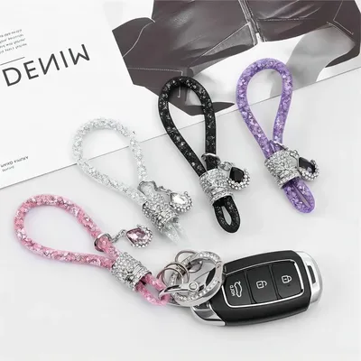 Crystal Bling Car Keychain for Women Glitter Rhinestone Keychain Ring Strap Keychain Accessories Car Key Decorations