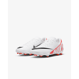 Nike Jr. Mercurial Vapor 15 Club DJ5958-600 Kids White Red Soccer Cleats DSG312 (2.5Y)