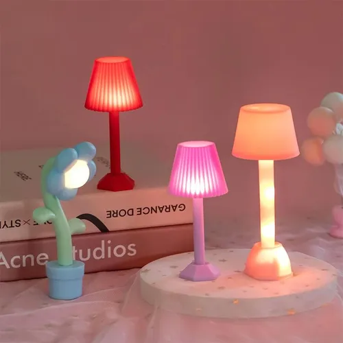 Puppenhaus Miniatur LED Nachtlicht Stehlampe Mini Schreibtisch lampe Home Beleuchtung Modell Dekor