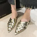 Pantofole da donna a punta ciabatte da donna nero oro argento bianco Casual pantofole piatte esterne