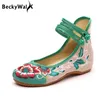 Mode Stickerei Frauen Schuhe Chinesischen Stil Tuch High Top Casual Flache Schuhe Frau Floral Tanz Schuhe Plus Größe EU35-43 WSH2288