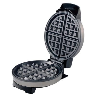 Brentwood Select Nonstick Belgian Waffle Maker in Stainless Steel - 10 x 5.71 x 7.86 inches