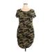 No Boundaries Casual Dress - Bodycon Scoop Neck Short sleeves: Brown Camo Dresses - New - Women's Size 2X-Large