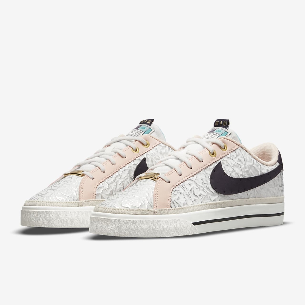 Nike Shoes | Women's Nike Serena Williams Design Crew X Nike Court Shoes | Color: Cream/White | Size: 7