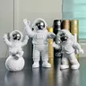 Statuetta astronauta scultura astronauta decorazioni per la casa astronauta astronauta statue in