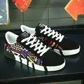 Graffiti Canvas scarpe da uomo Outdoor New Men Sneakers scarpe Casual stampa moda scarpe