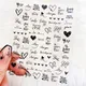1pc Herz Liebe Design 3D Nail Art Aufkleber Englisch Brief selbst klebende Schieber egler
