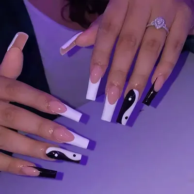 24Pcs Long Coffin False Nails White Black Designs Wearable French Ballerina Fake Nails Press On Full