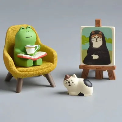 Frog Resin Miniature Dollhouse Accessories Office Decor Anime Statues Car Ornament Cute Handmade