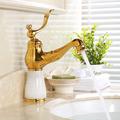 Traditional Bathroom Faucet Pull Out Basin Sink Mixer Taps Short/Tall, Vintage Brass Vessel Taps Ceramic Single Handle, with Cold and Hot Hose