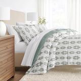 Twin/TwinXL Floral Patterned Reversible Comforter Set Green