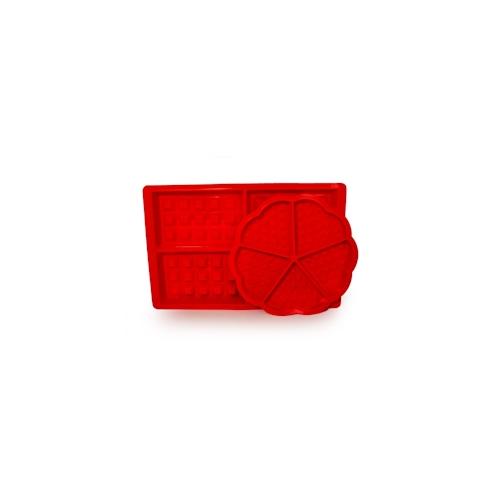 Intirilife 2er Waffelformen Set Backformen in runder Herzformen und Rechtecke aus Silikon in Rot - 28 x 18.5 x 1.5 cm & 16.8 x 1.5 cm