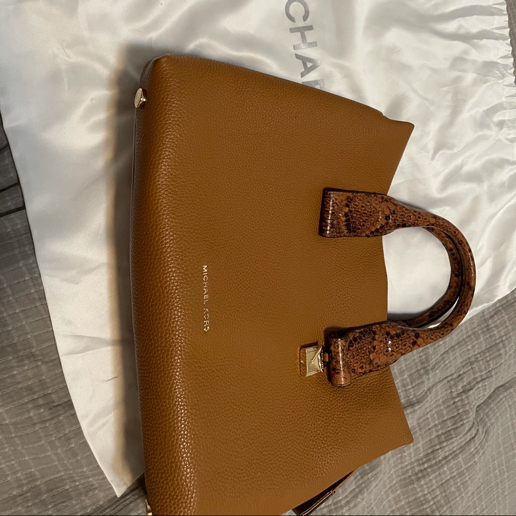 Michael Kors Bags | Used, In Good Condition,Michael Kors Kaki Handbag | Color: Brown | Size: Os