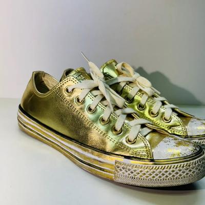 Converse Shoes | Htf! Womens Sz 8 Converse Chuck Taylor All Stars Synthetic Distressed Spray Gold | Color: Gold | Size: 8