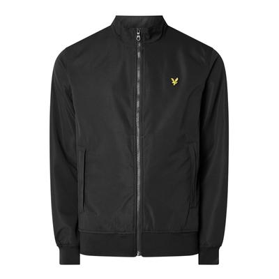 Die Lyle & Scott Trichterhalsjacke mit Mesh-Backing ist mit einem Innennetz ausgestattet, das die Atmungsaktivität förde