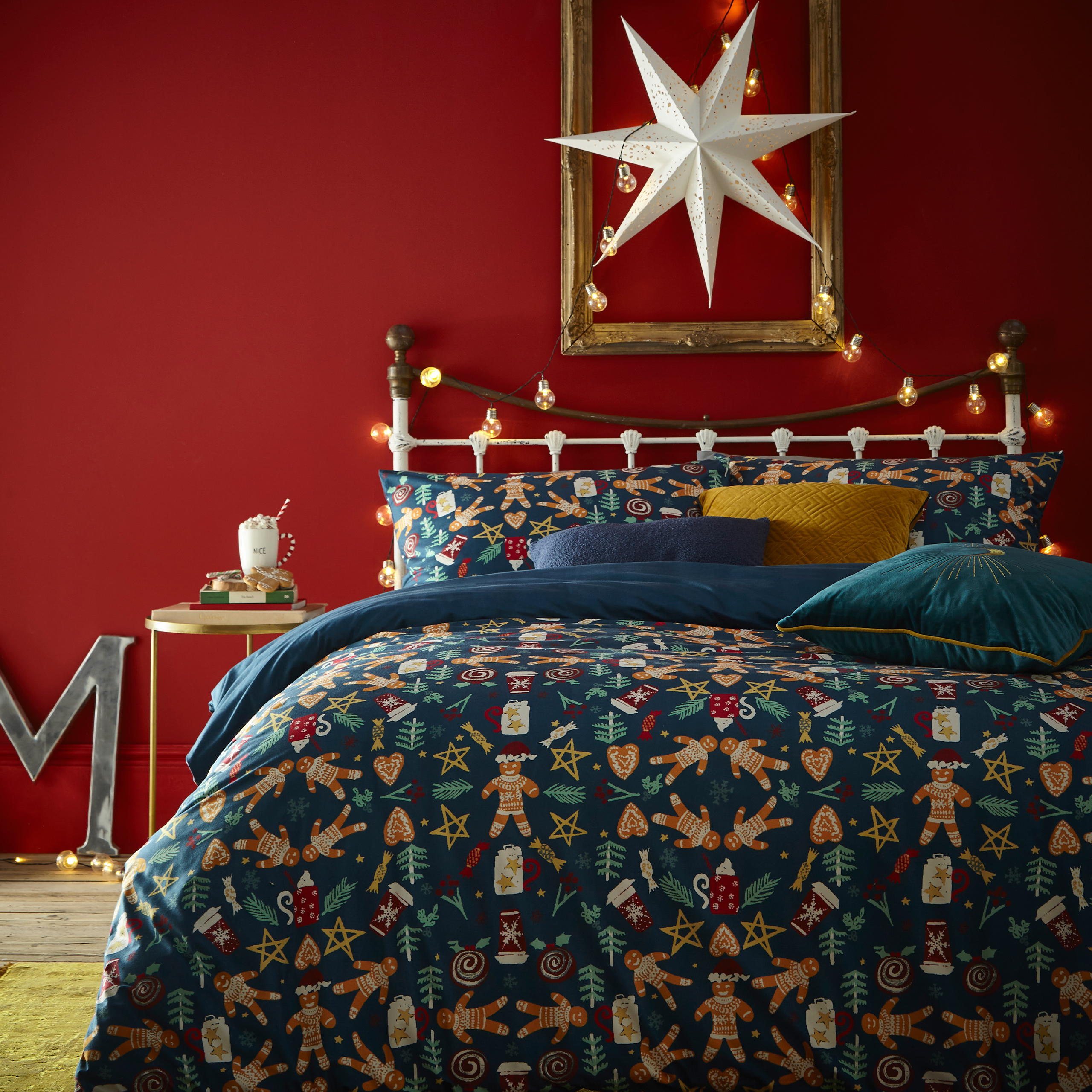 furn. Christmas Yuletide Gingerbread Premium Pyjama Fleece Duvet Cover Set - Navy - Size Toddler | furn. Sale | Discount Designer Brands