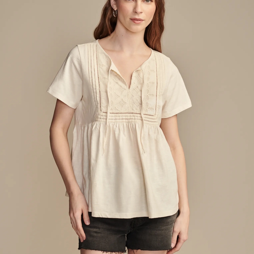 Lucky Brand Emroidered Yoke Tee - Women's Clothing Tops Shirts Tee Graphic T Shirts in Whisper White, Size S
