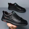 Frühling neue Schuhe für Männer Echt leder Freizeit schuhe Freizeit wohnungen Skateboard Schuhe