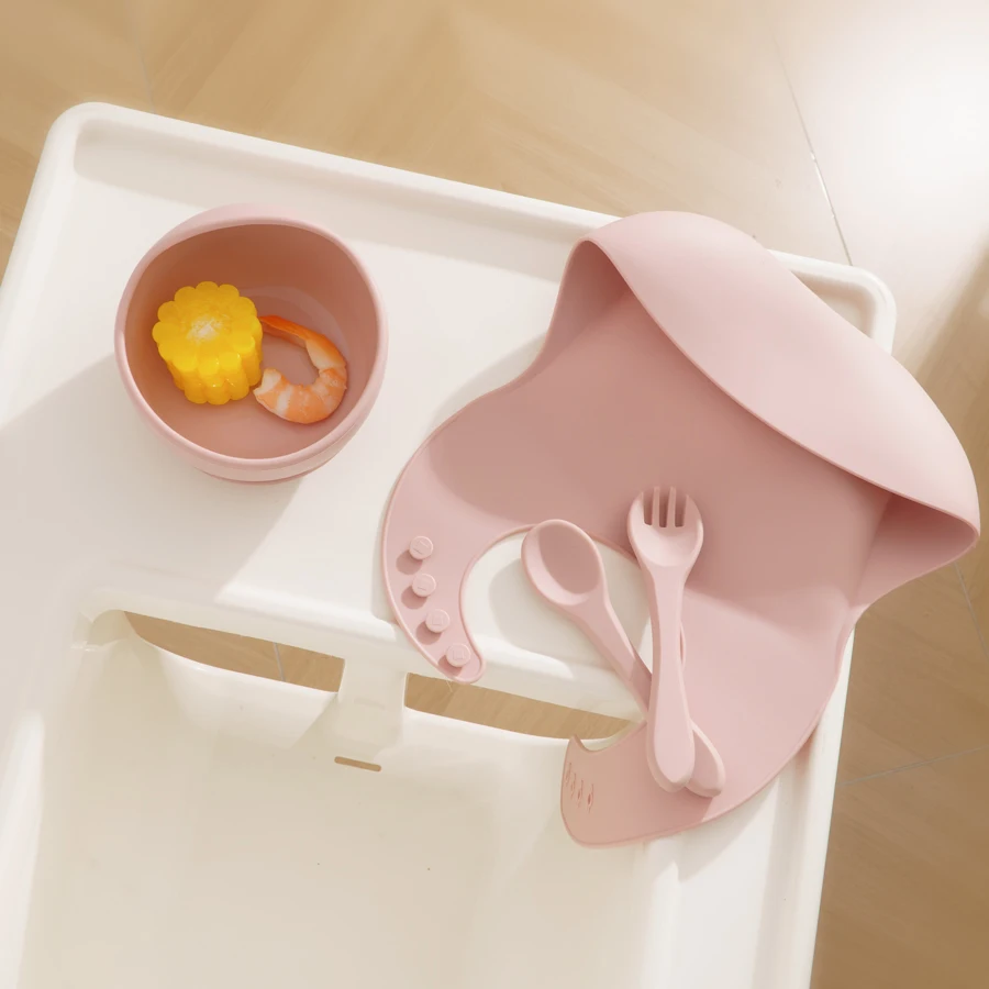 4 Stück Baby Silikon Fütterung sets Saugnapf Schüssel Geschirr Kinder Löffel Gabel Fütterung platte wasserdicht Lätzchen Baby Geschirr Image