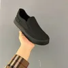 Plattform Freizeit schuhe für Männer Slip-On coole junge Schuhe Straße reine schwarze Schuhe atmungsaktive flache Herren Freizeit schuhe plus Größe 45