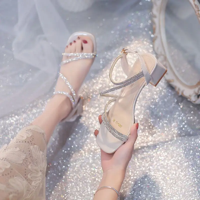 Sommer 2025, quadratische Absätze, Damenschuhe, Strasssteine, Schuhe, offene Zehensandalen für Damen, Diamant, Party, Hochzeiten, Trend, Korea-Schuh H