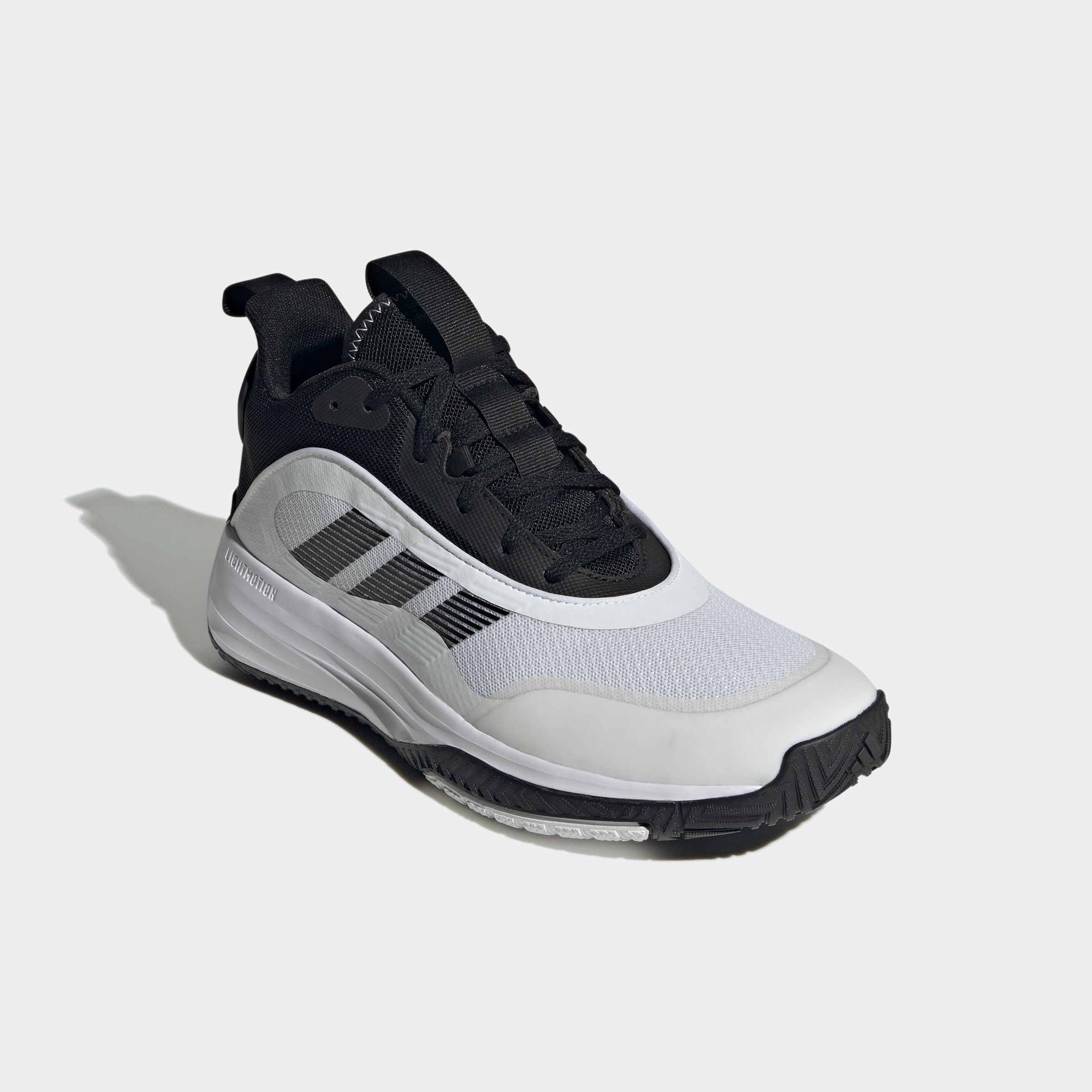Basketballschuh ADIDAS SPORTSWEAR "OWN THE GAME 3", Herren, Gr. 45, schwarz-weiß (cloud weiß, core schwarz, core schwarz), Synthetik, Textil, Schuhe