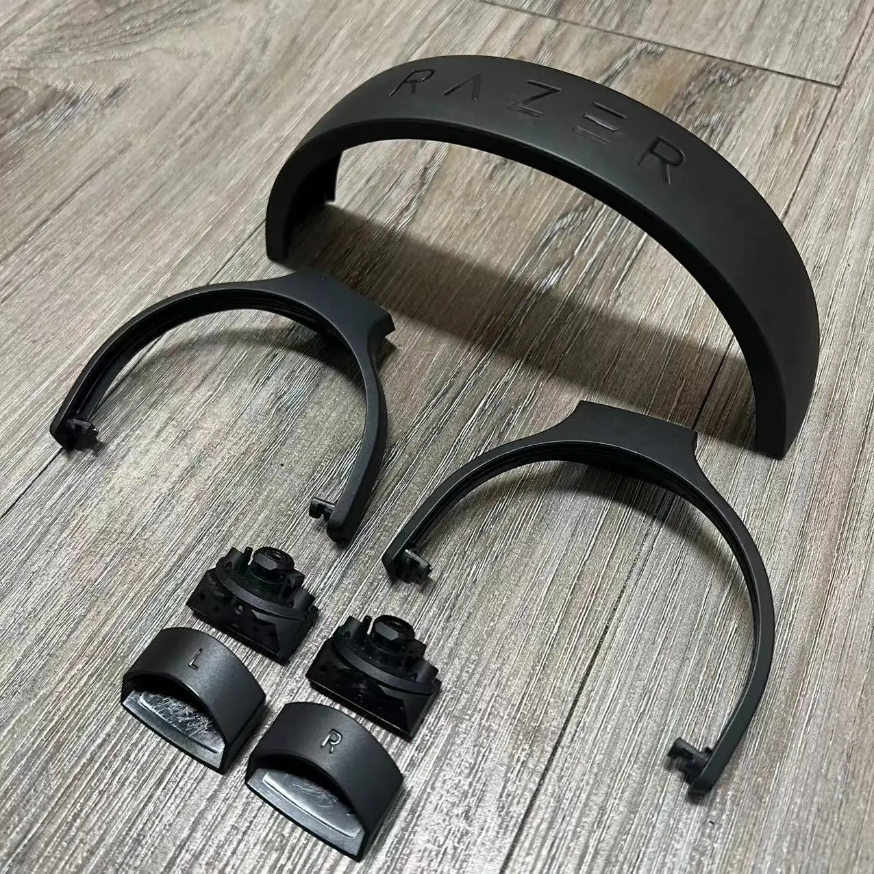 Original-Ersatzteile für Razer Barracuda X / 2.4G Wireless Bluetooth Gaming Headset Schnallenhalterung Scharnier-Schwenkohrpolster Image