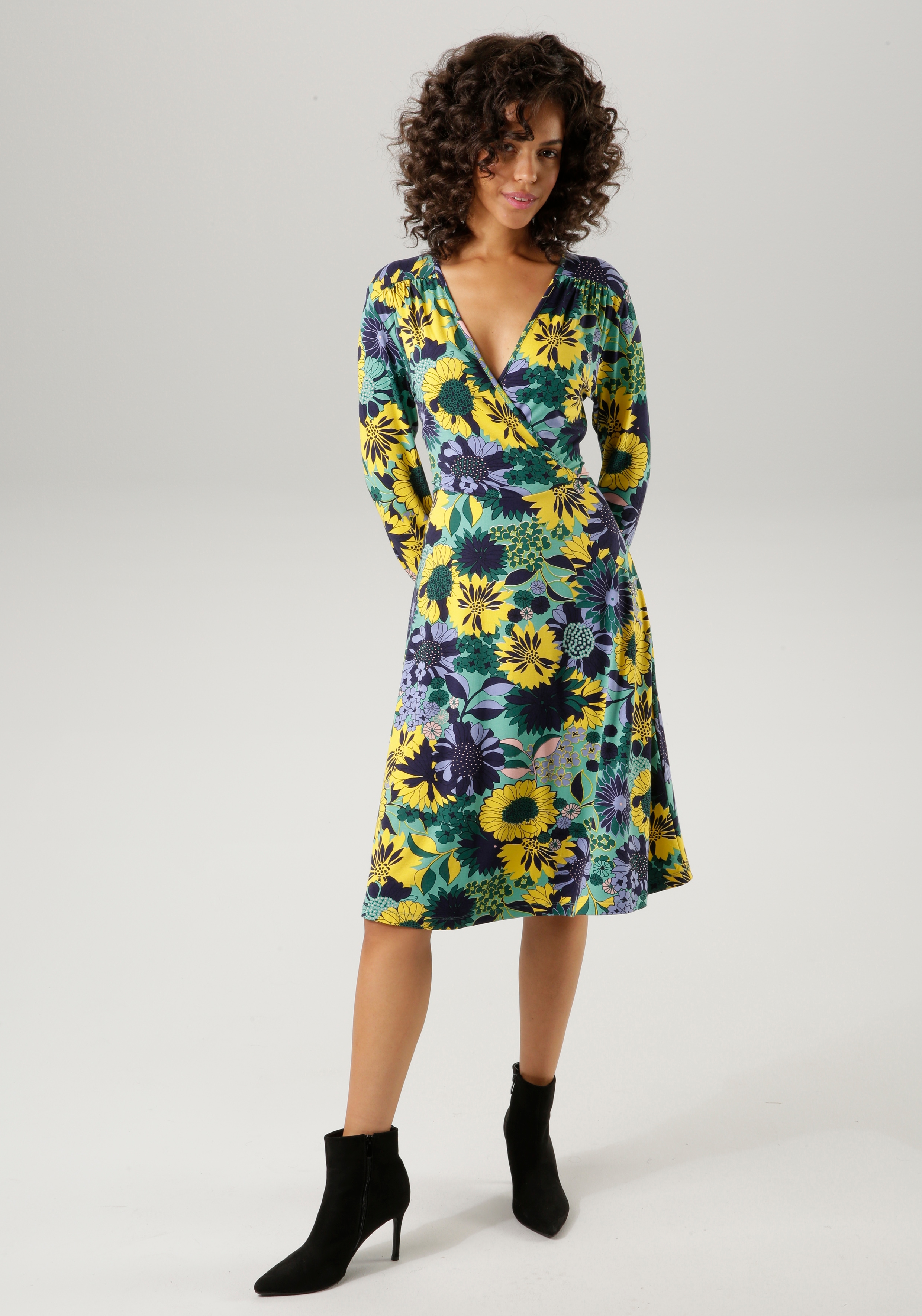 Jerseykleid ANISTON CASUAL, Damen, Gr. 40, N-Gr, bunt (salbei, gelb, dunkelgrün, nachtblau, flieder, rosa, moosgrün), Single Jersey, Obermaterial: 95% Viskose, 5% Elasthan, bedruckt, geblümt, figurumspielend knieumspielend, V-Ausschnitt, Kleider...