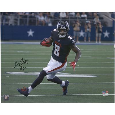 Kyle Pitts, Atlanta Falcons, signiertes Lauffoto, 16 x 20 Zoll, schwarzes Trikot Image