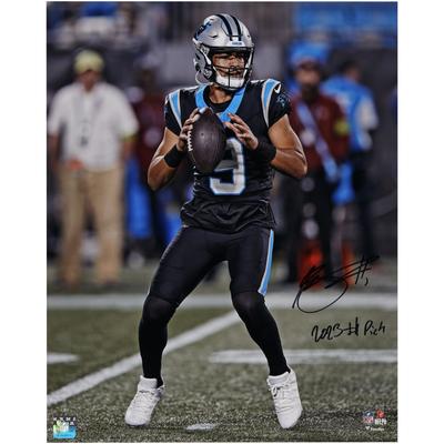 Autogramm von Bryce Young von den Carolina Panthers, 16 x 20 Zoll, vertikales Passfoto im schwarzen Trikot mit der Aufschrift „2023 #1 Pick“ Image