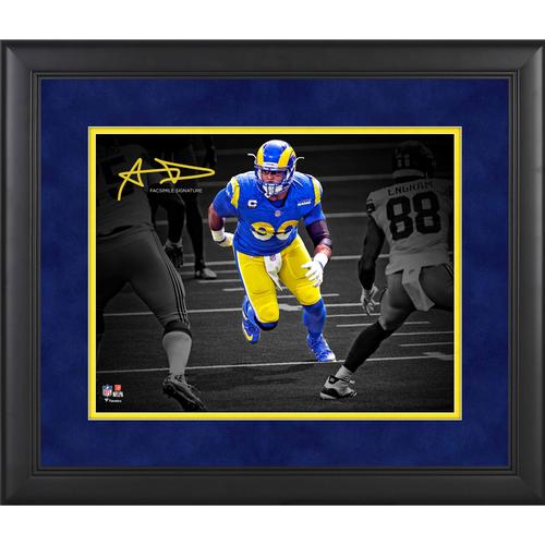 Aaron Donald Los Angeles Rams Gerahmtes 11 x 14 Zoll Spotlight-Foto - Faksimile-Signatur