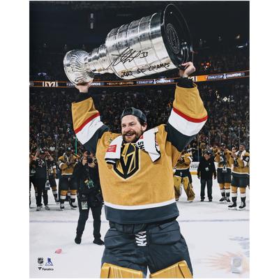 Adin Hill Vegas Golden Knights signiertes 2023 Stanley Cup Champions Foto, 16" x 20" Raising Cup, mit der Aufschrift "2023 SC Champs" Image