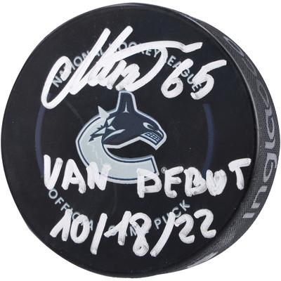 Ilya Mikheyev Vancouver Canucks signierter offizieller Spielpuck mit der Aufschrift „Van Debut 10/18/22“ Image