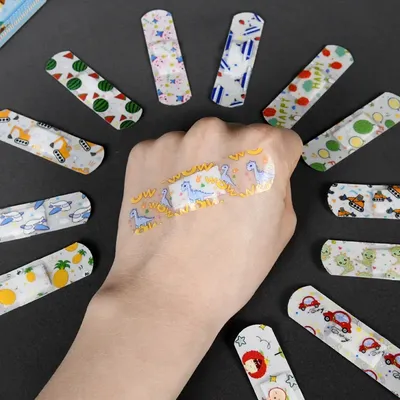 120pcs/set Cartoon Band Aid for Children Kids Skin Vaccine Injection Hole Patch Wound Plaster Kawaii Adhesive Bandages
