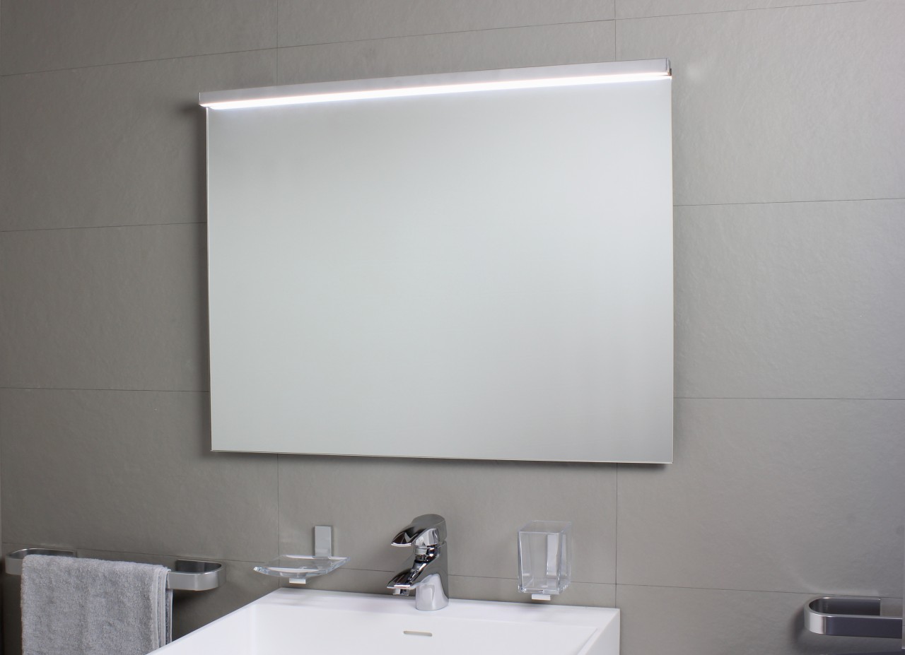Koh-i-Noor SARTORIA Spiegelleuchte mit LED-Licht. Anbringung an der oberen Spiegelkante mit Klebeban 7910 Image