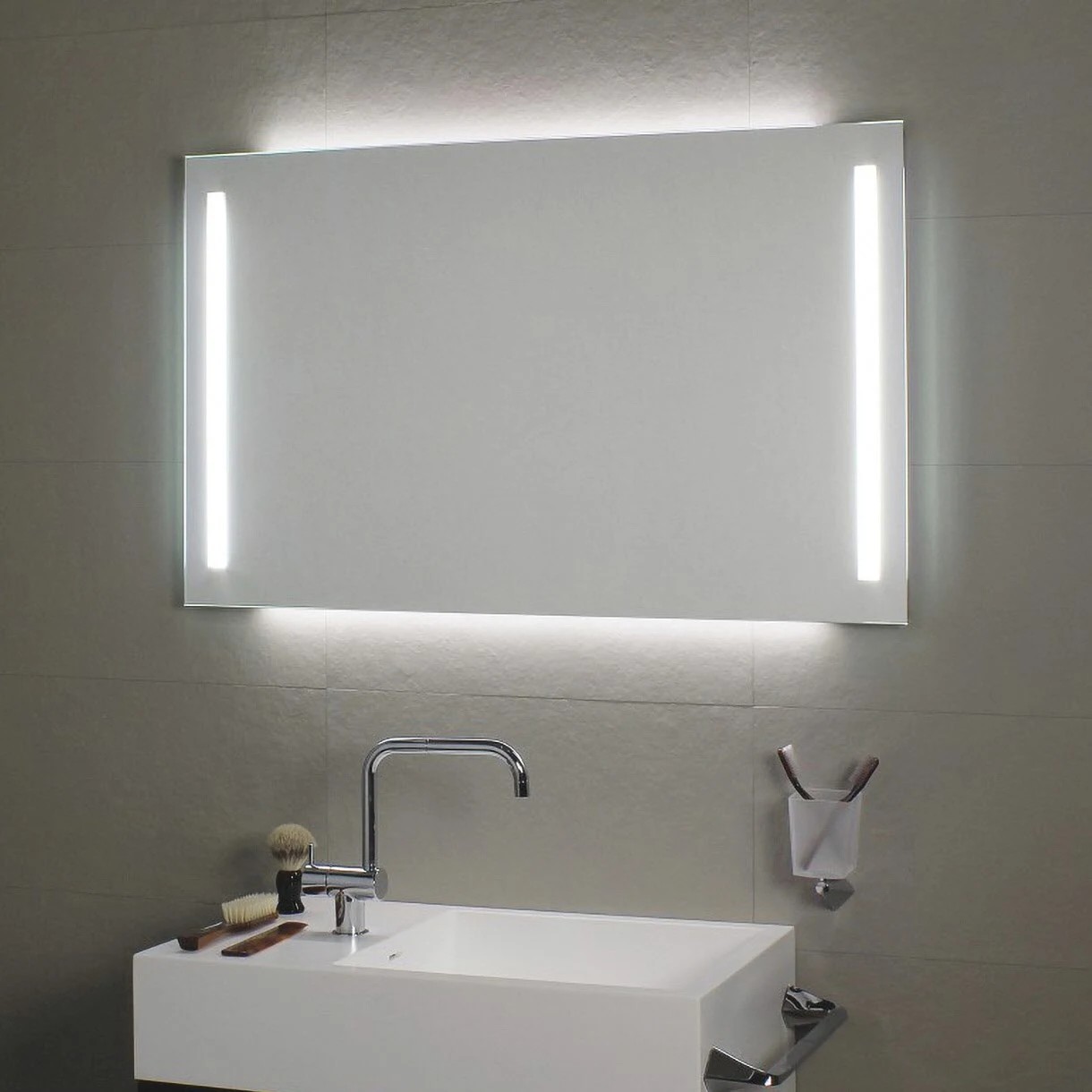 Koh-i-Noor DUO LED Spiegel mit Raumbeleuchtung und Spiegelbeleuchtung, B:100, H:80cm L45959 Image