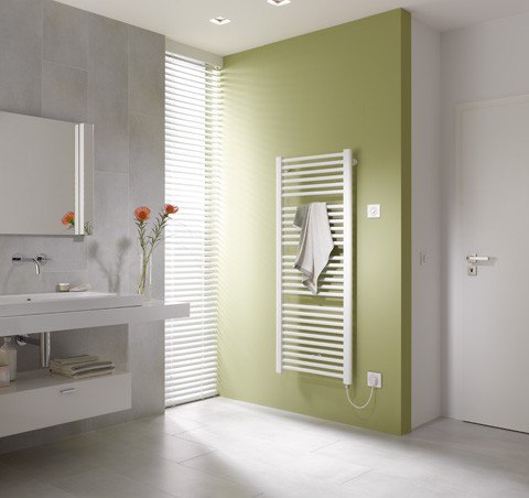 Kermi Badheizkörper Basic-E BH804x35x899mm max.P600,WEI,FKS li. WEI,Schuko,SK1, E0E100800902IXK E0E100800902IXK Image