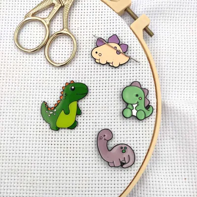 Cute Dinosaur Magnetic Needle Minders Sewing Magnet Needles Holder Cross Stitch Embroidery Needle Keeper Help Manage Needle Work
