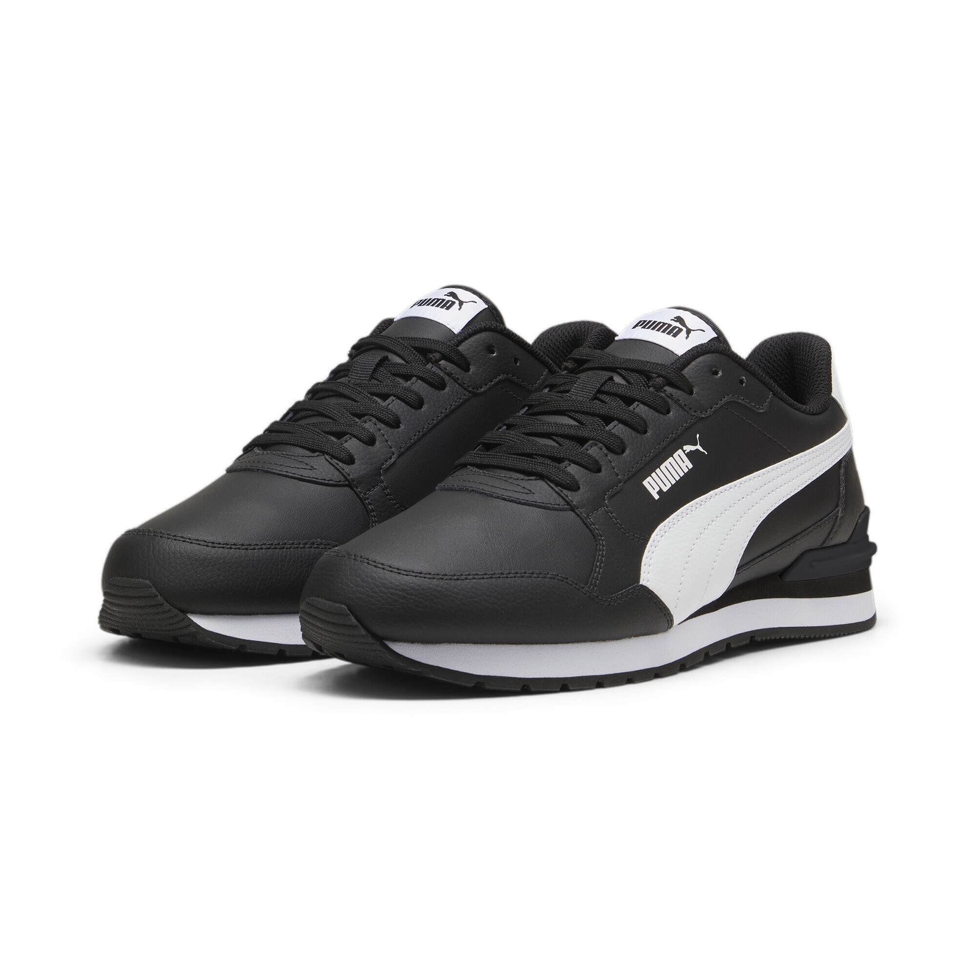 Sneaker PUMA "ST Runner v4 Sneakers Erwachsene", Damen, Gr. 40.5, schwarz-weiß (schwarz, weiß), Obermaterial: Kuhleder, Synthetik, Leder; Futter: Textil; Innensohle: Textil; Laufsohle: Gummi, Schuhe Sneaker