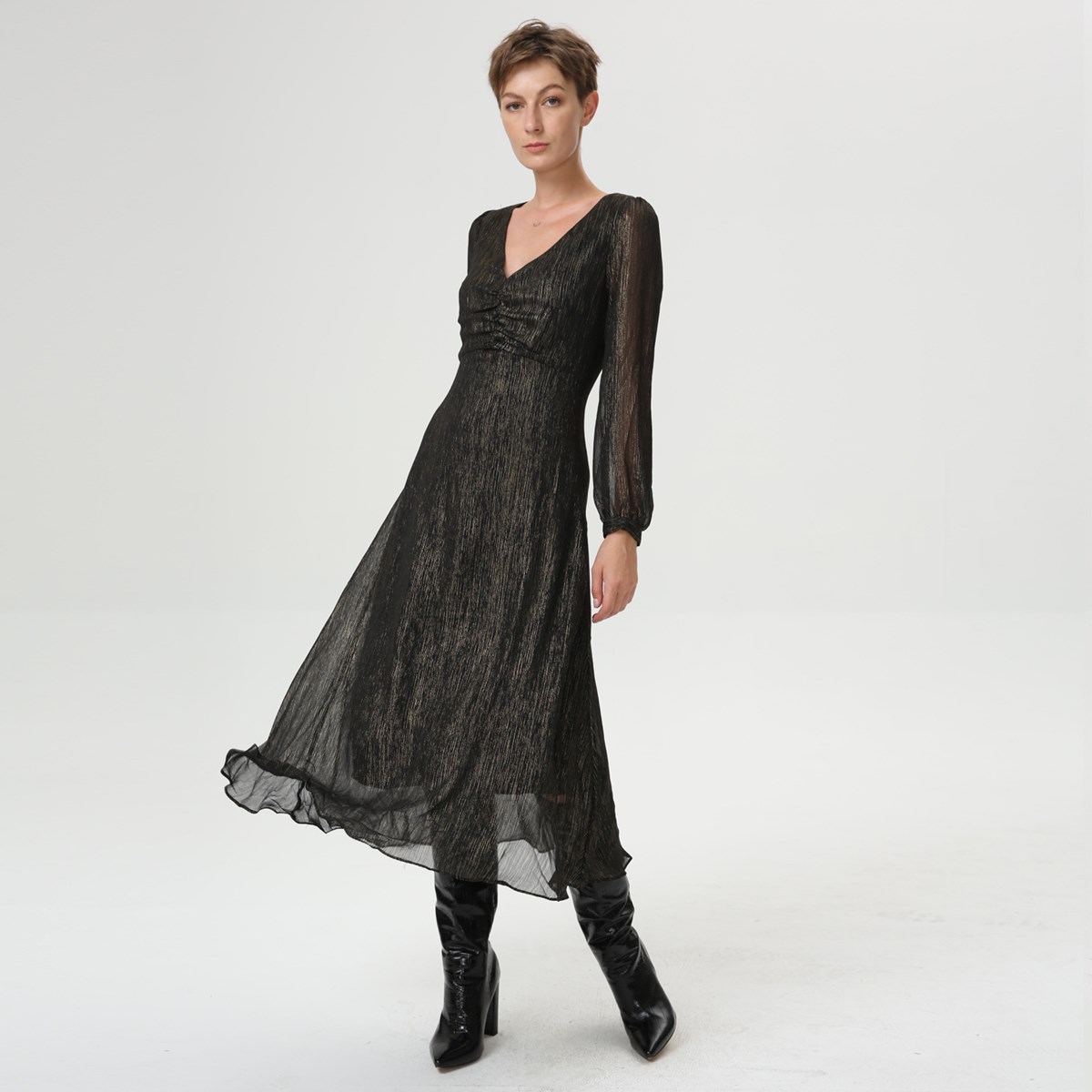 Midikleid mit goldenem Glitzereffekt und V-Ausschnitt Image