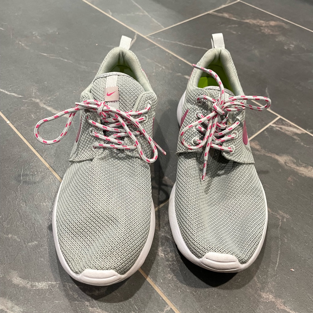 Nike Shoes | Gray And Pink Nike Tennis Shoes | Color: Gray/Pink | Size: 8