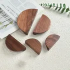 Maniglie per mobili in legno nordico Maniglie per porte per mobili in legno a semicerchio grande Maniglie per guardaroba in noce nera Maniglie in legno a mezzaluna