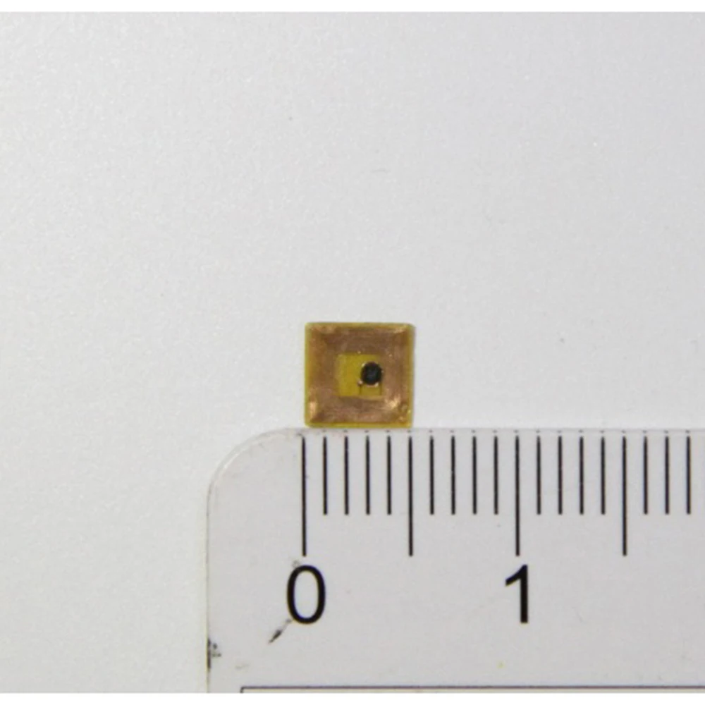 5 mm * 5 mm Mini-NFC213-Tag 13,56 MHz FPC-Aufkleber RFID-Mikrochip 144 Bytes 1 mm Lesereichweite Image