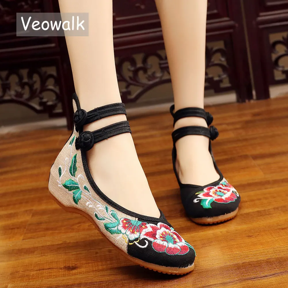 Veowalk Chinesische Mode frauen Schuhe Alten Peking Mary Jane Denim Wohnungen Blume Stickerei Weiche Sohle Casual Schuhe Plus Größe 34-43