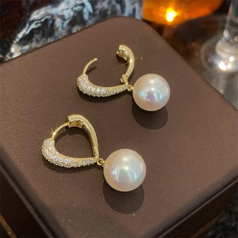 Huitan Koreanische Imitation Perle Baumeln Ohrringe für Frauen Gold Farbe Liebe Ohrringe Temperament Mädchen Ohr Zubehör Trendy Schmuck Image