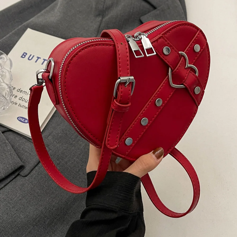 Petit sac à main en forme de cœur pour femme, sac à main à bandoulière, sac fourre-tout gothique, cuir PU rouge, mode vintage, Y2K, initié par JORivet