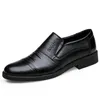 Frühling 2022 neue männer spitze schuhe braun schwarz hochzeit schuhe Oxford kleid schuhe müßiggänger männer Echtes Leder Casual Schuhe