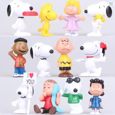 12Pcs Snoopy Cartoon Model Anime Figures Q Figural Toys Anime Merchandise Dolls Car Decoration